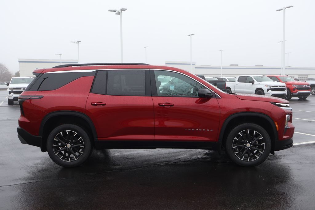 Thumbnail: 2026 Chevrolet Traverse - 9