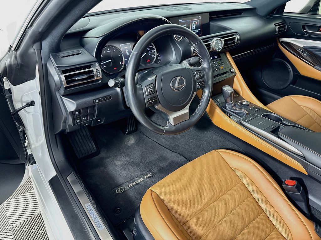 Thumbnail: 2022 Lexus RC - 9