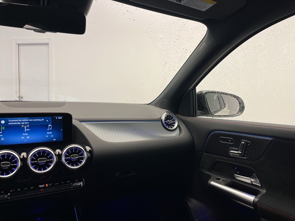 Thumbnail: 2025 Mercedes-Benz GLA - 25