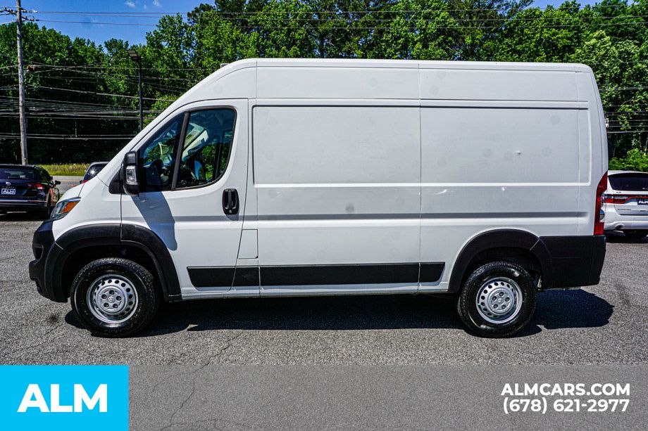 Used 2025 White Ram High Roof image 6