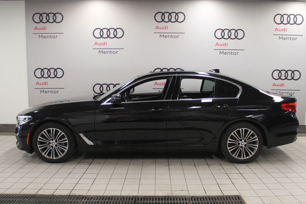 Thumbnail: 2019 BMW 5 Series - 3