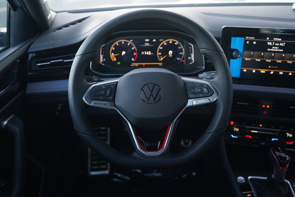 Thumbnail: 2026 Volkswagen Jetta - 9