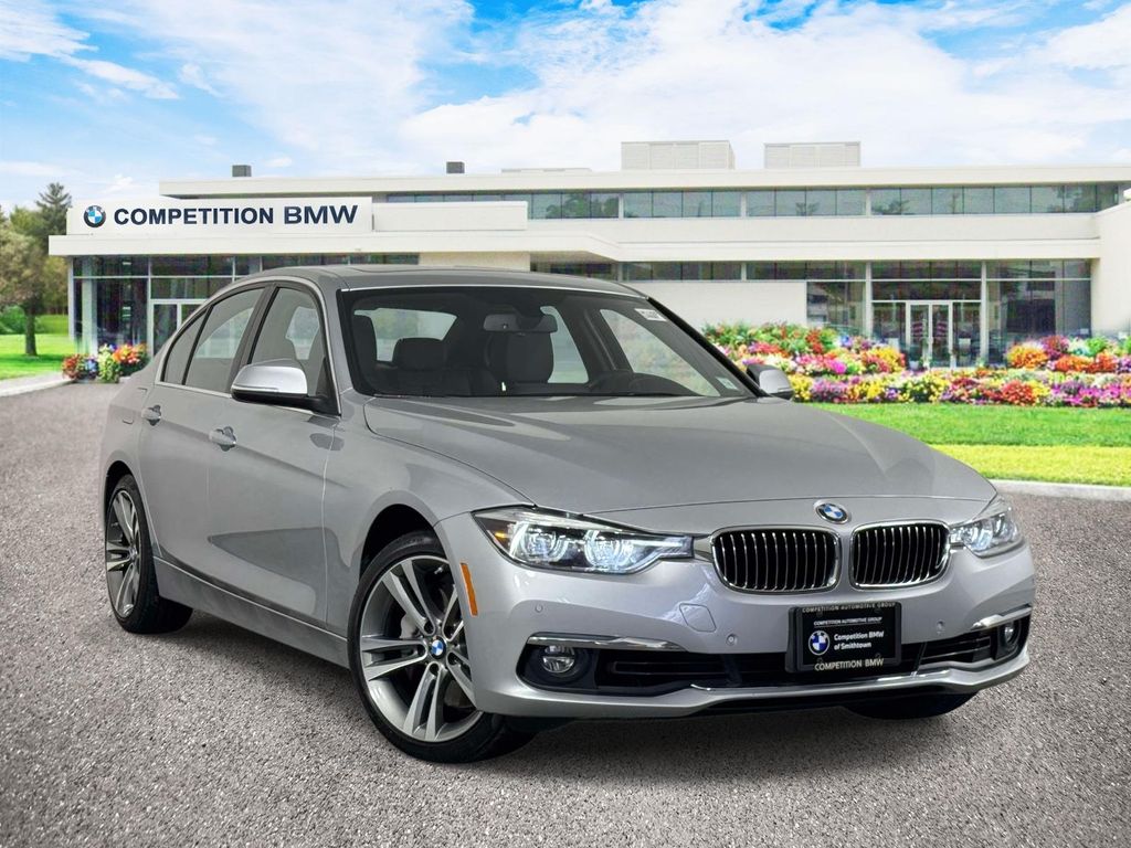 Glacier Silver Metallic 2018 BMW 3 Series 340i xDrive Sedan AWD Sedan All-Wheel Drive 8-Speed Automatic