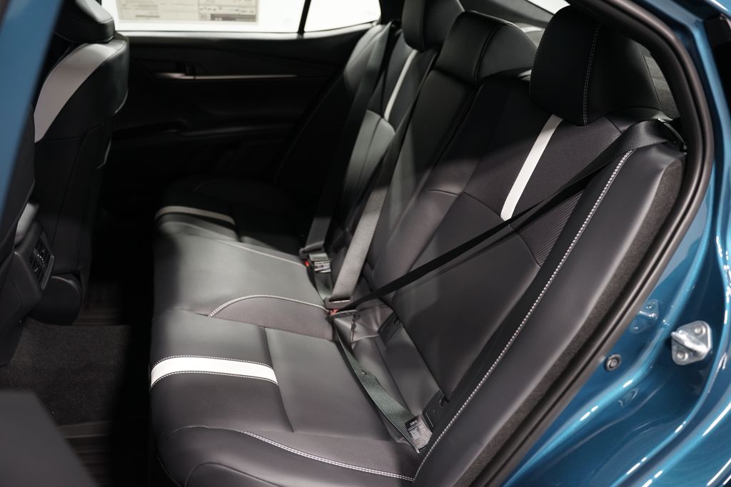 Thumbnail: 2025 Toyota Camry - 30