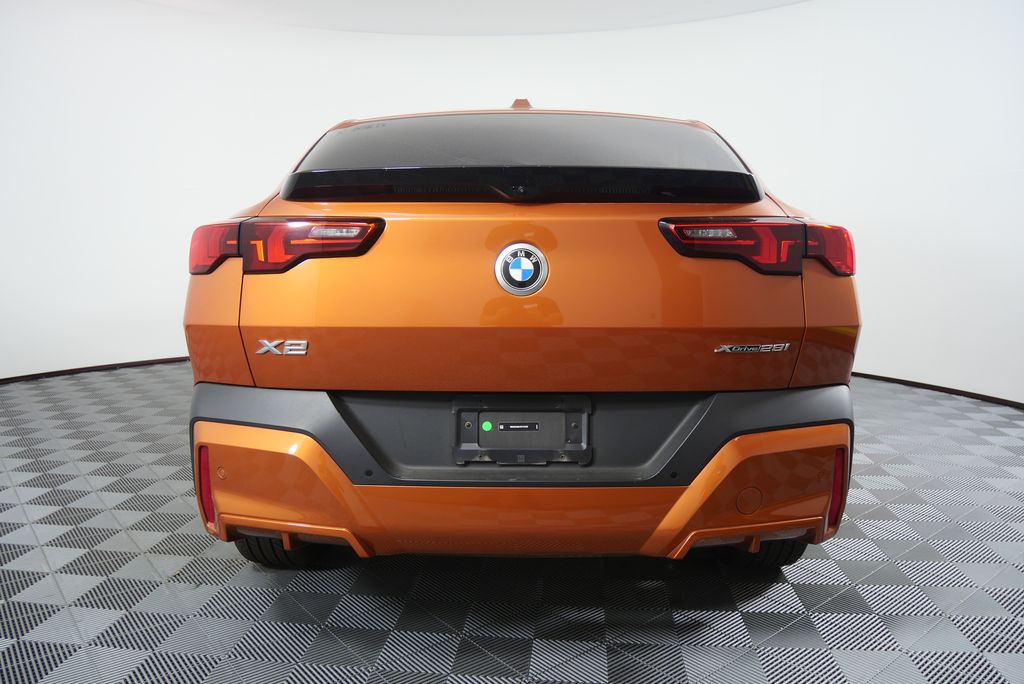Thumbnail: 2025 BMW X2 - 4