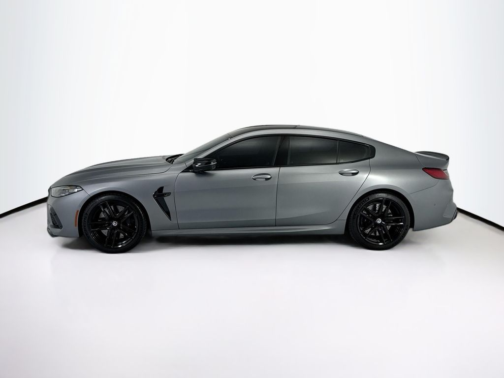 Thumbnail: 2023 BMW M8 - 8