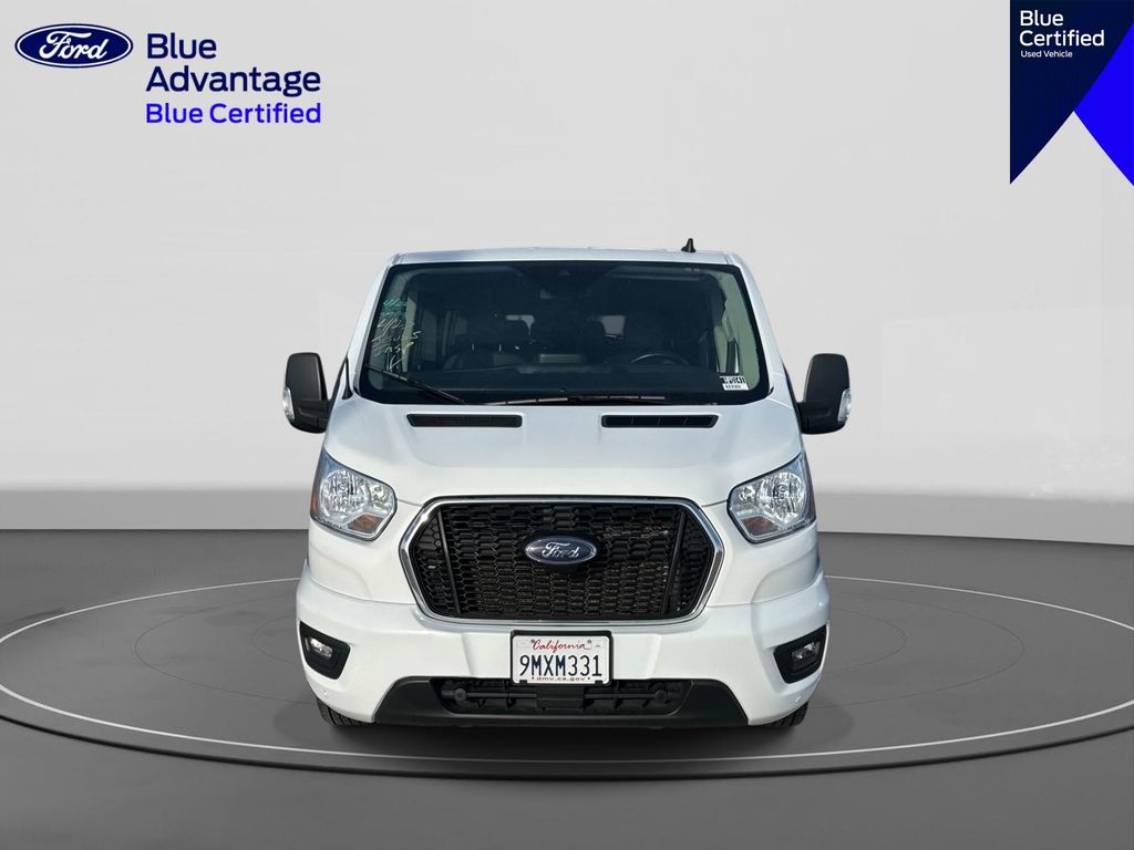 View vehicle photo 3