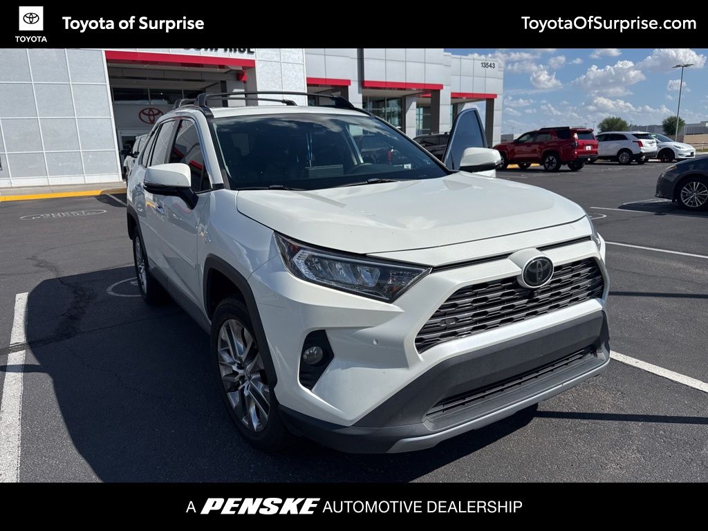 Thumbnail: 2020 Toyota RAV4 - 1