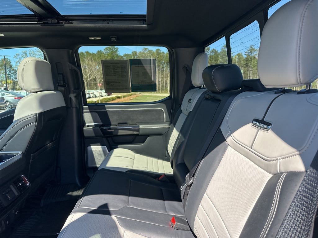 2024 Avalanche Ford F-150 Lightning Platinum AWD Truck