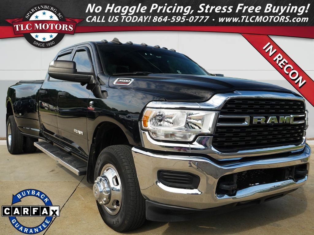 2022 RAM 3500 Tradesman Crew Cab LB DRW 4WD