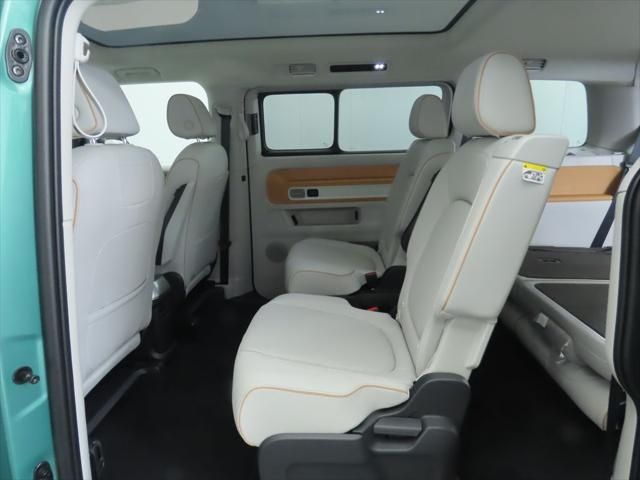 Thumbnail: 2025 Volkswagen ID.Buzz - 22