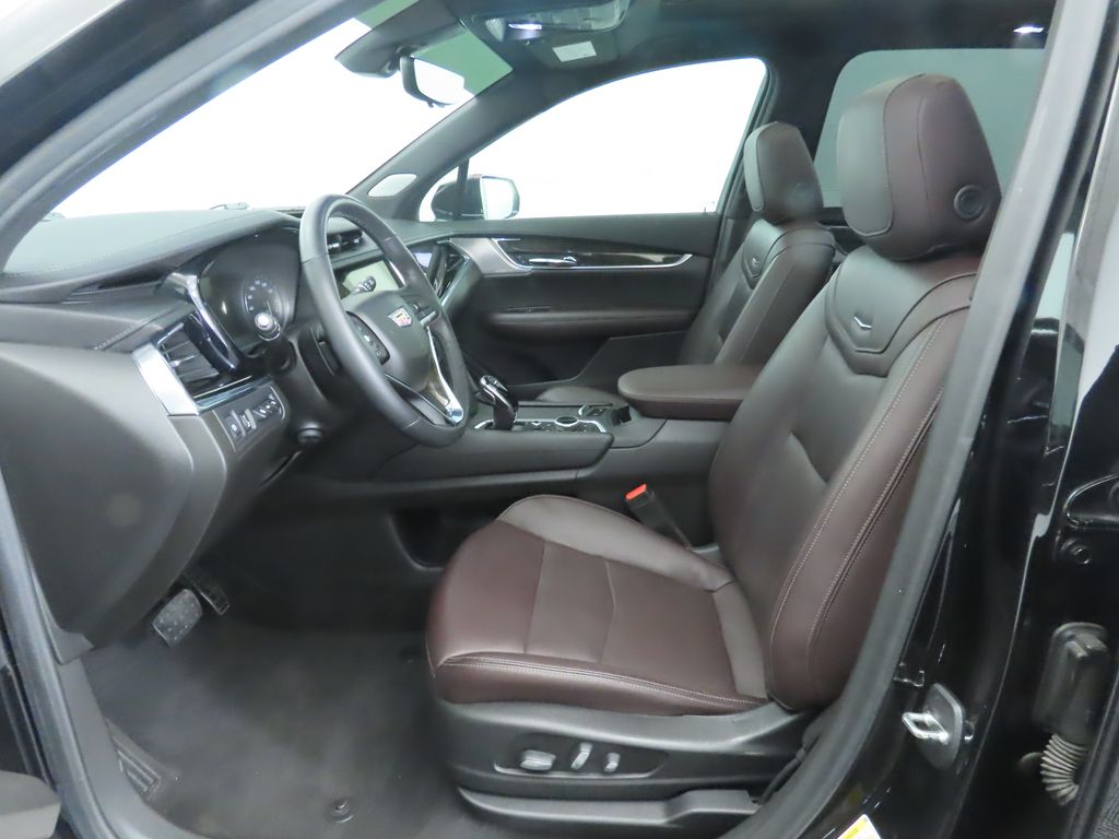 Thumbnail: 2020 Cadillac XT6 - 20