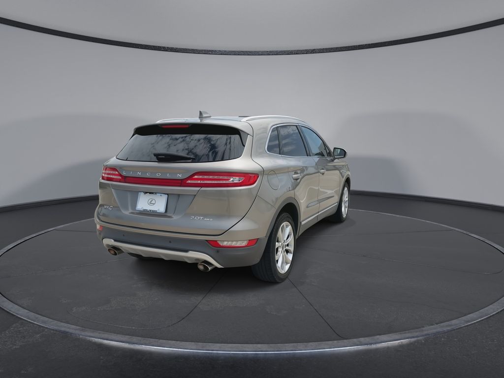 Thumbnail: 2017 Lincoln MKC - 8
