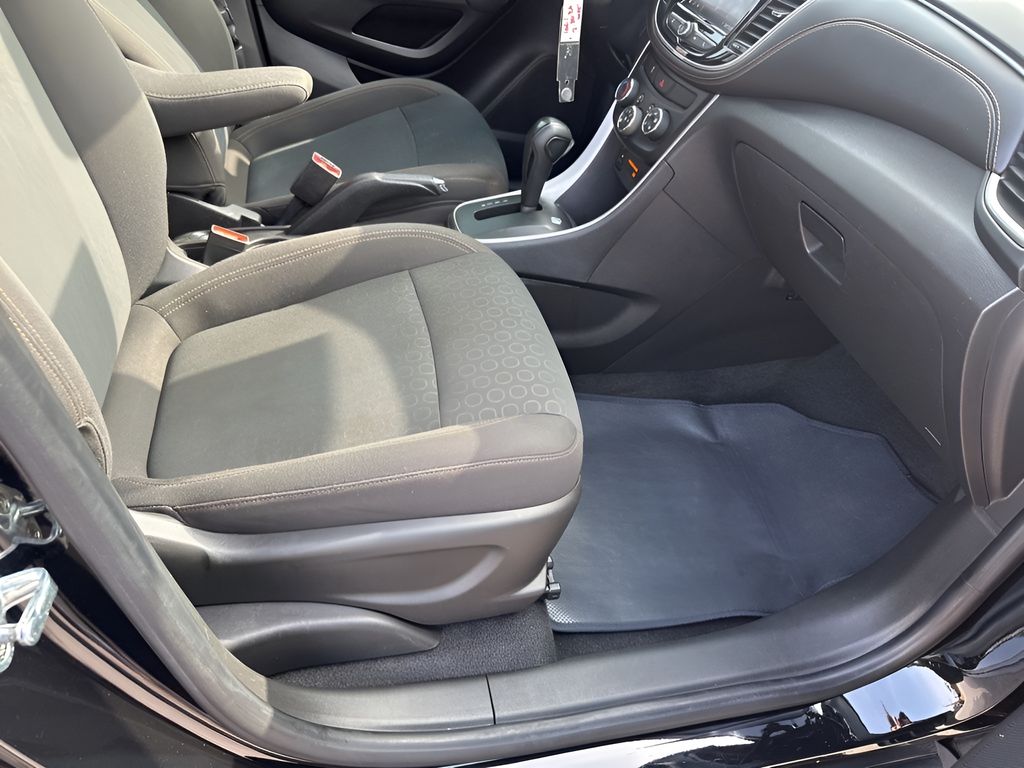 Used Car 2020 Chevrolet Trax  Ls For Sale Under $15,000 In Austin, Texas