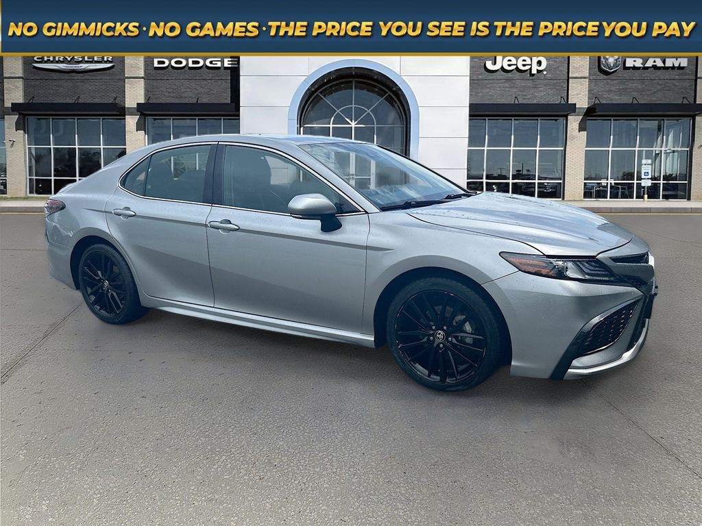 Celestial Silver Metallic 2024 Toyota Camry Sedan Front-Wheel Drive 8-Speed Automatic