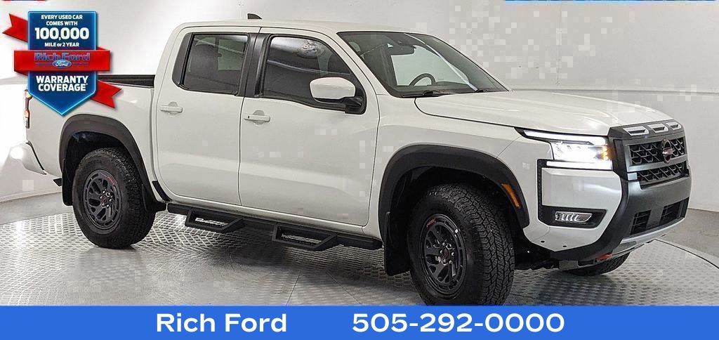 Glacier White 2025 Nissan Frontier PRO-4X Crew Cab 4WD Pickup Truck Four-Wheel Drive 9-Speed Automatic Overdrive