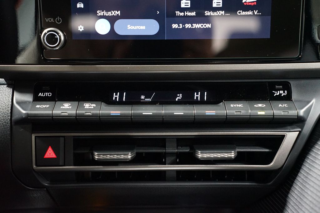 Thumbnail: 2026 Toyota Camry - 21