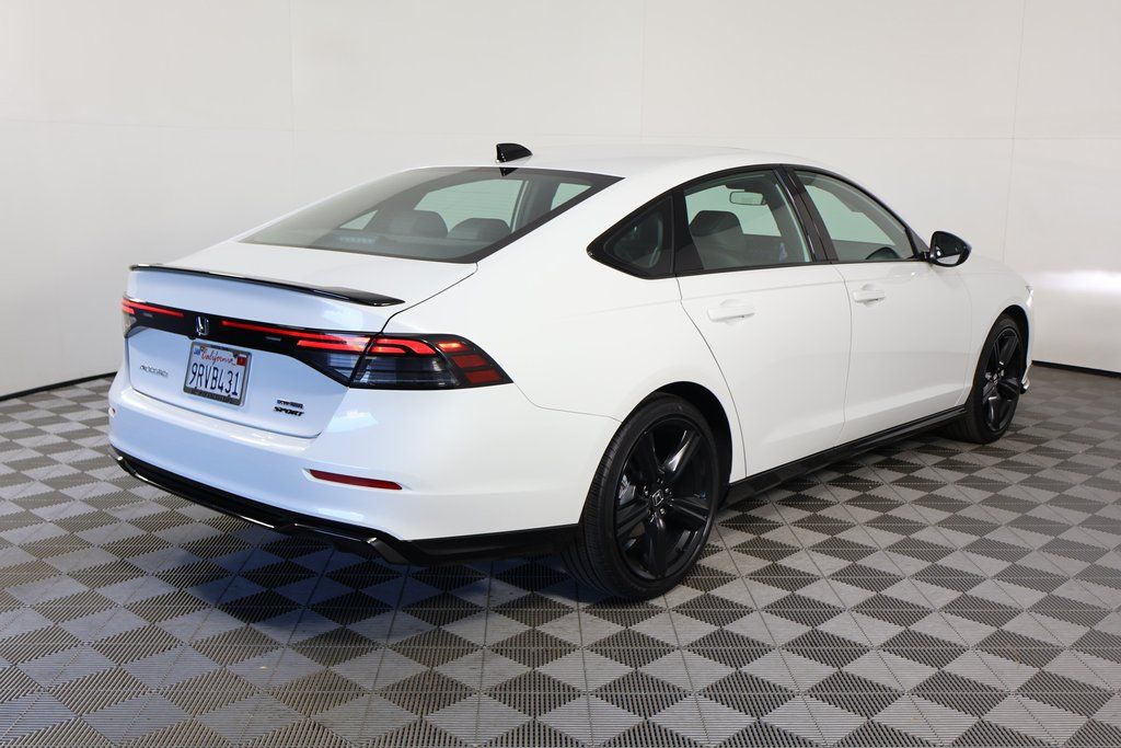 Thumbnail: 2025 Honda Accord - 4