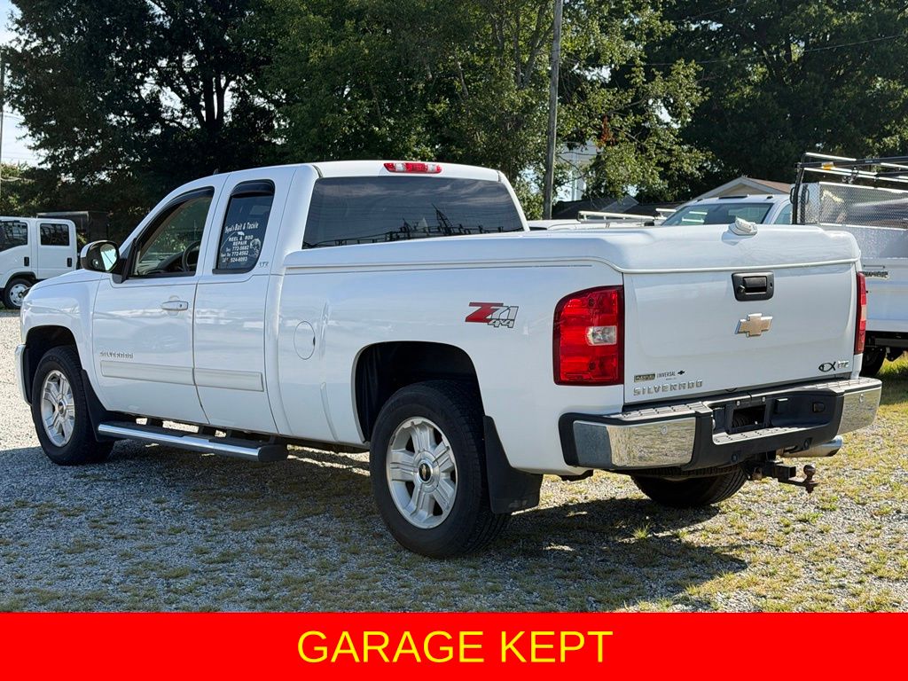 Used 2010 White Chevrolet LTZ image 8