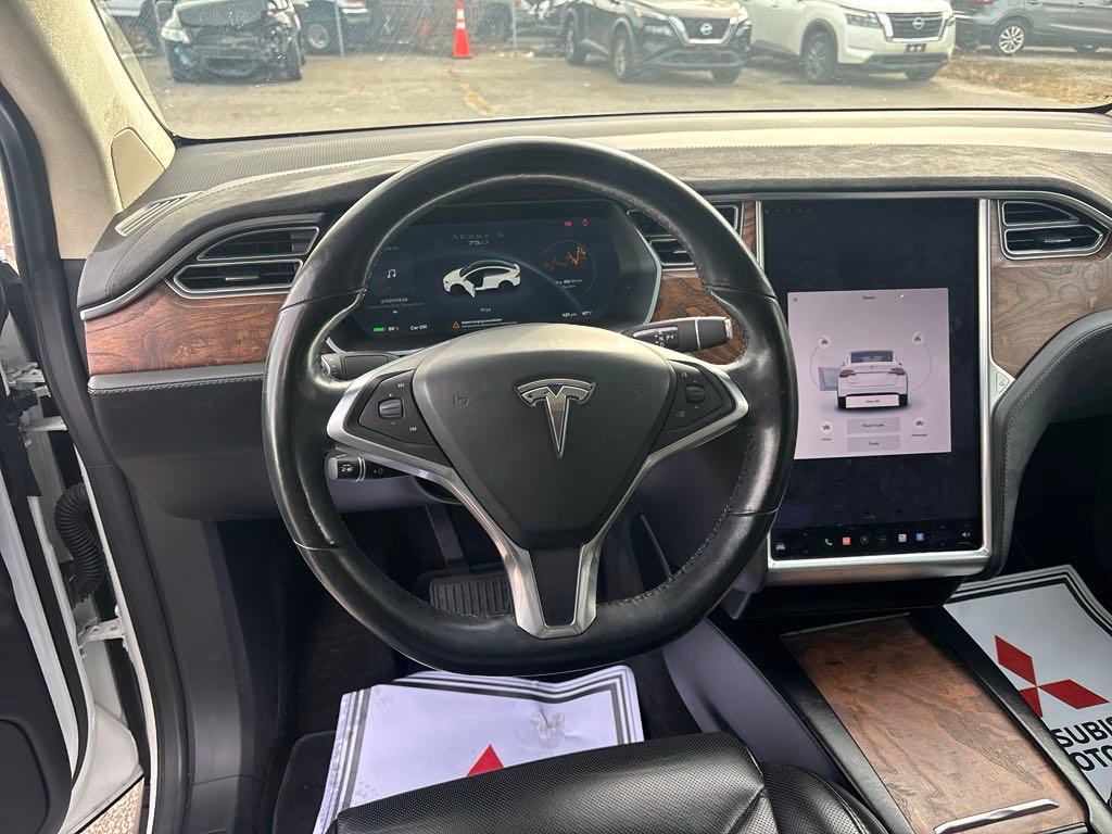 2017 Tesla Model X 75D 15