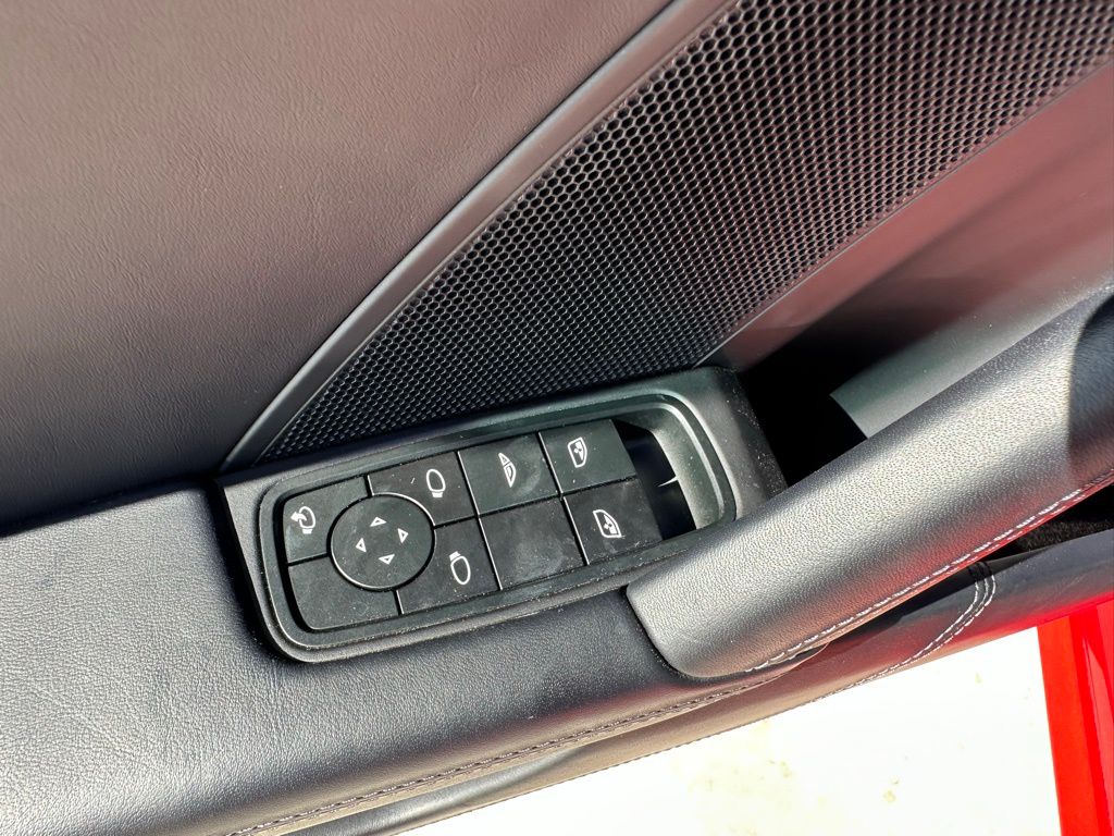 Thumbnail: 2025 Porsche 911 - 22