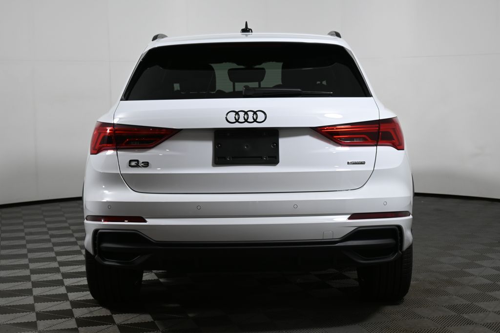 Thumbnail: 2025 Audi Q3 - 6