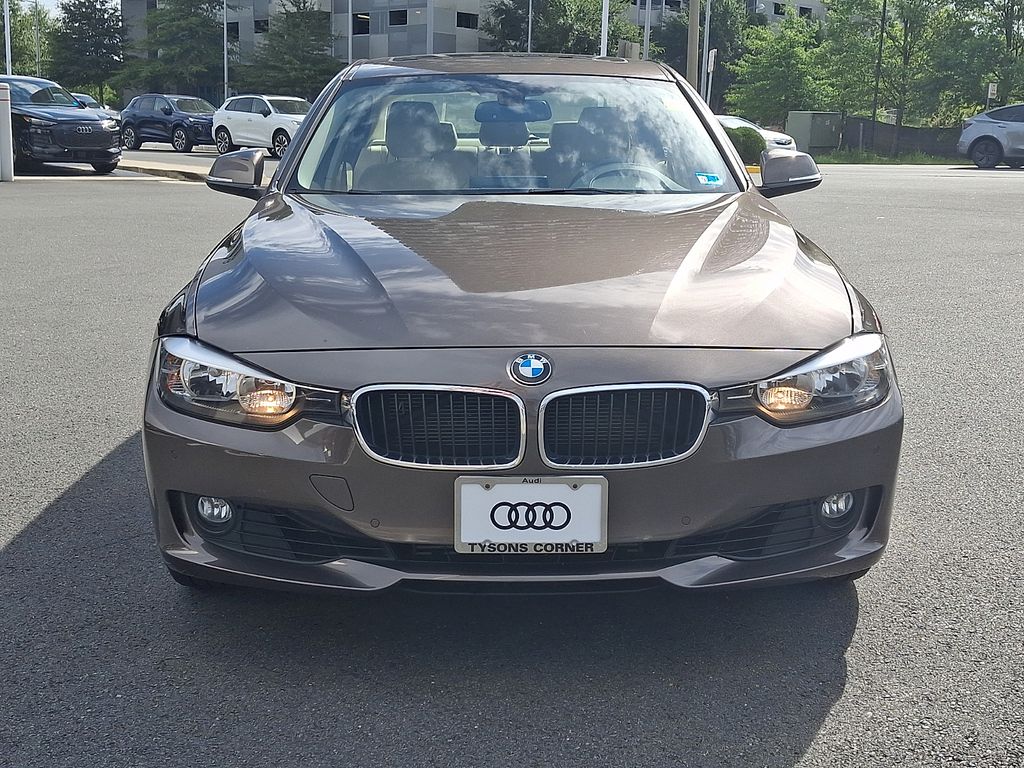 Thumbnail: 2015 BMW 3 Series - 2