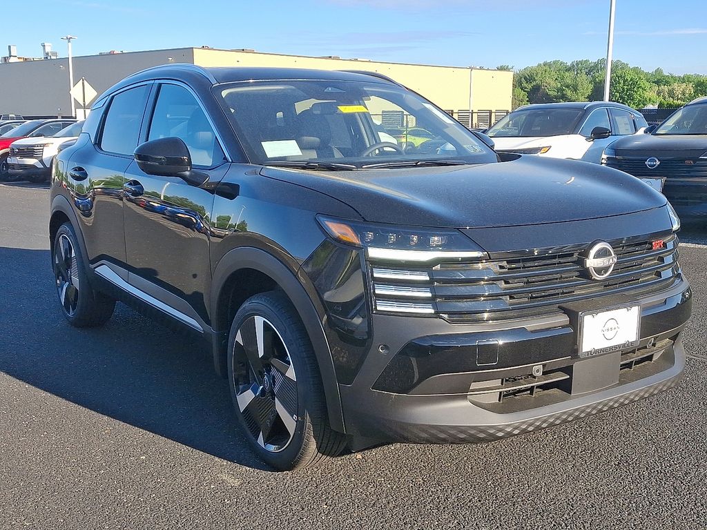 2025 Nissan Kicks SR 2