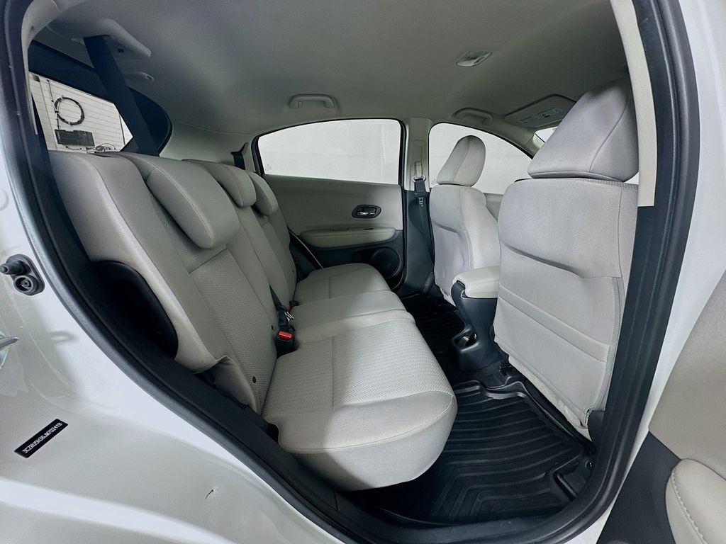 2018 Honda HR-V LX 25