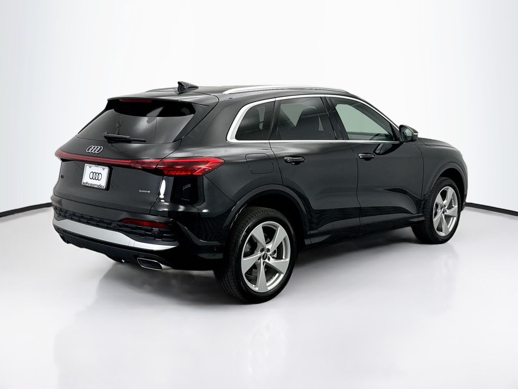 Thumbnail: 2025 Audi Q5 - 5