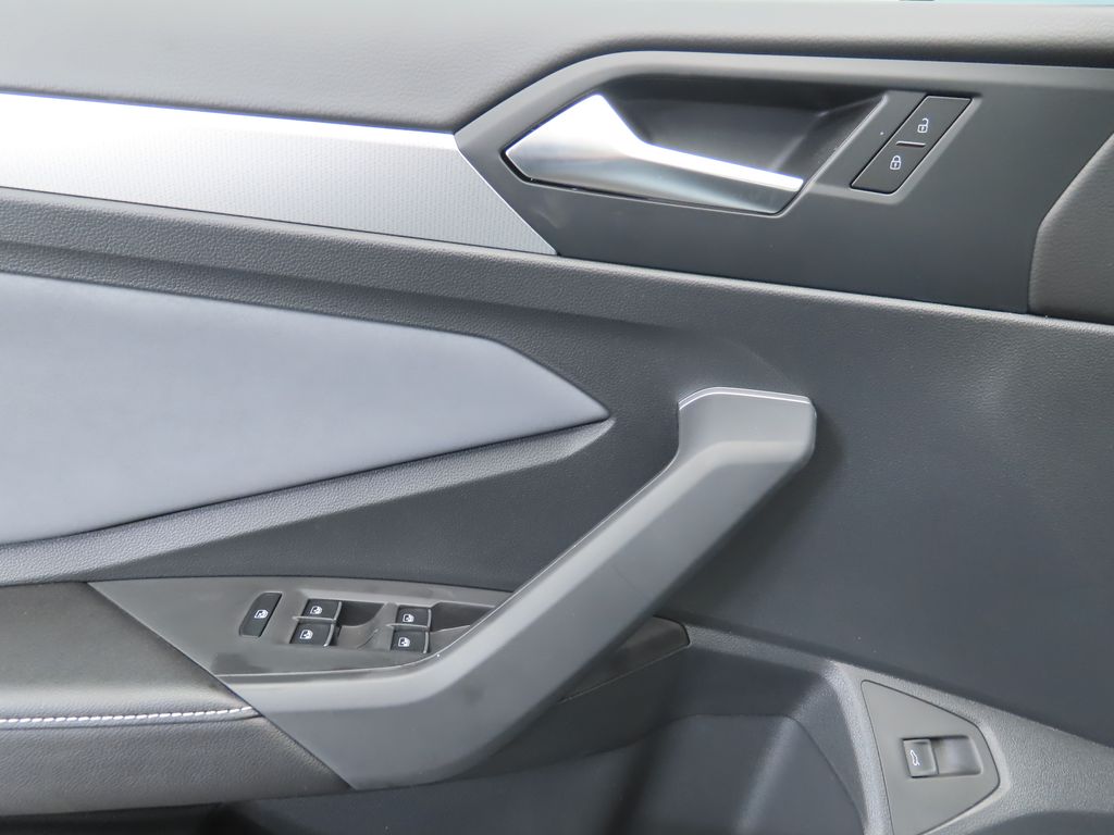 Thumbnail: 2026 Volkswagen Jetta - 23