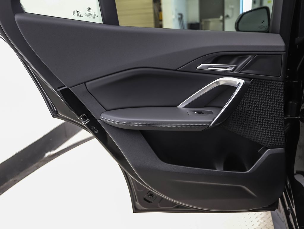 Thumbnail: 2026 BMW X2 - 19