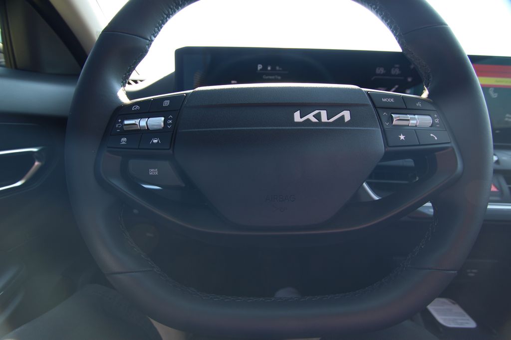 New 2026 Kia K4 Hatchback Hatchback