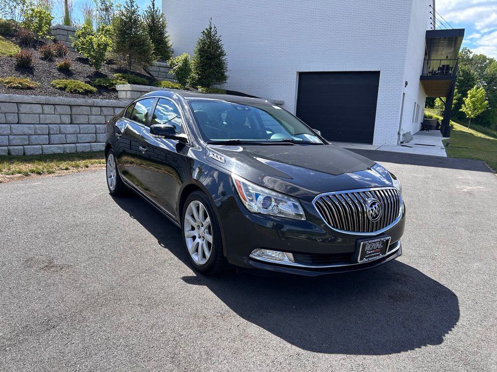 Carbon Black Metallic 2015 Buick LaCrosse Sedan Front-Wheel Drive 6-Speed Automatic Overdrive