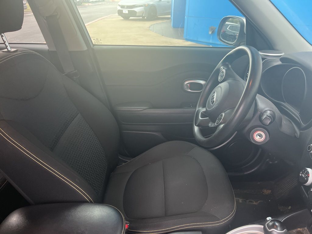 Thumbnail: 2015 Kia Soul - 4