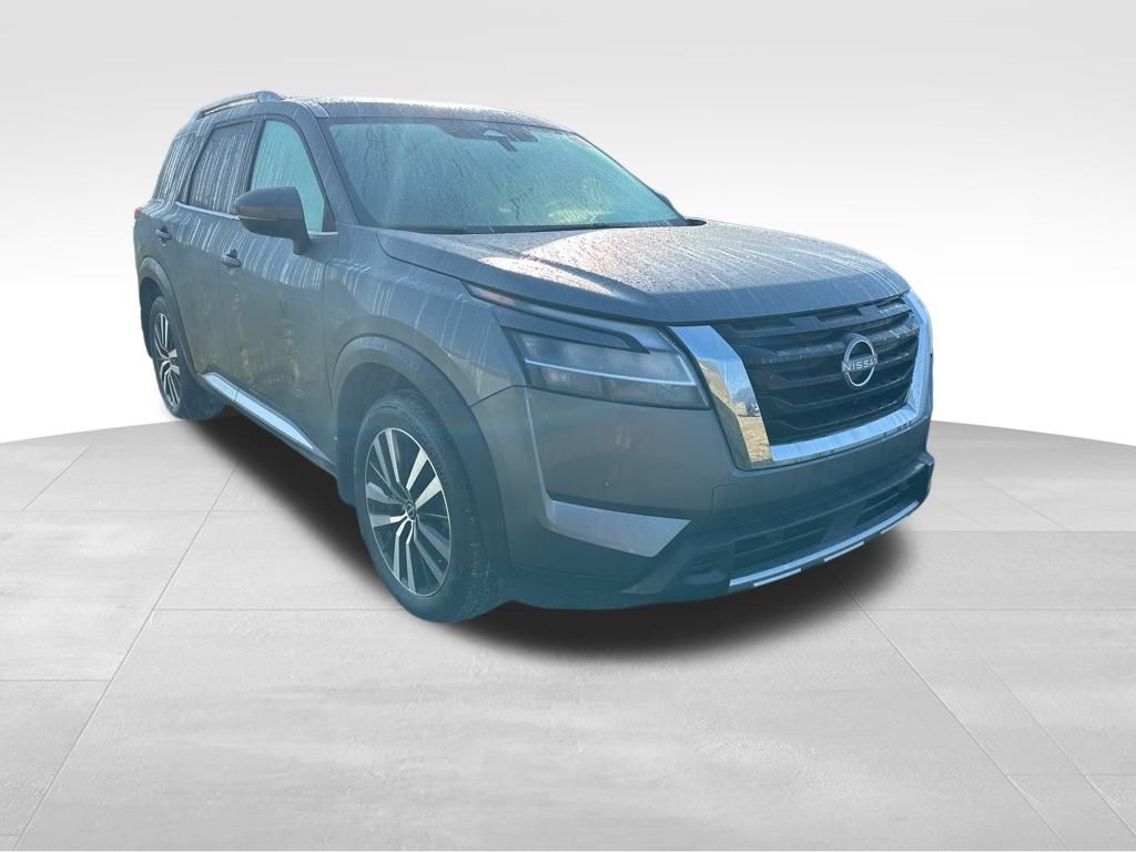 2024 Gun Metallic Nissan Pathfinder Platinum 4X4 SUV