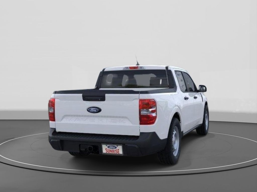 New 2026 Ford Maverick XL 4D Crew Cab