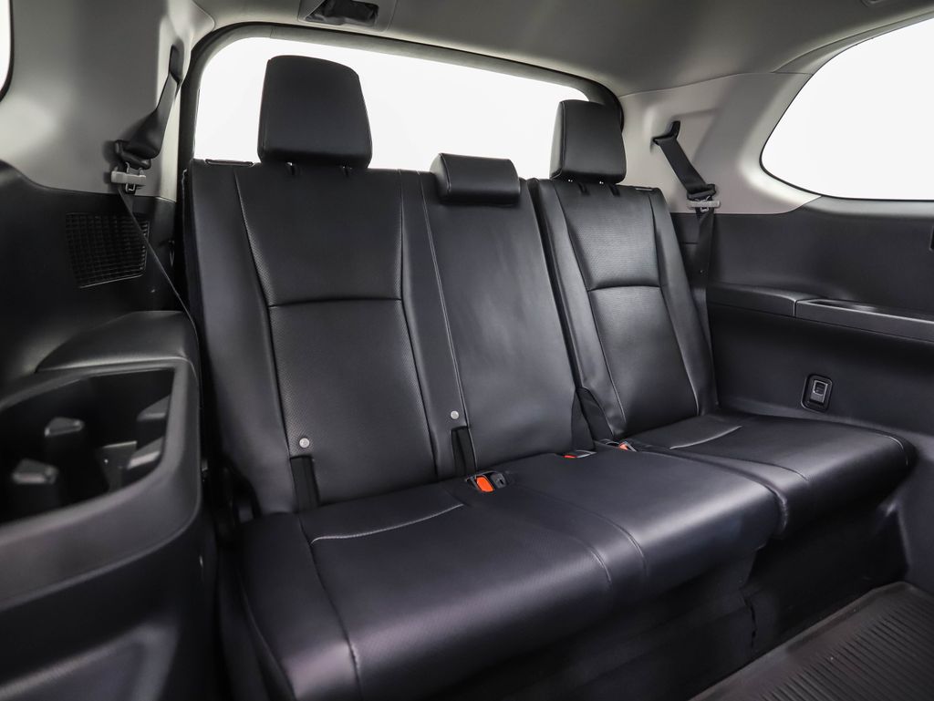 Thumbnail: 2024 Toyota Grand Highlander - 29