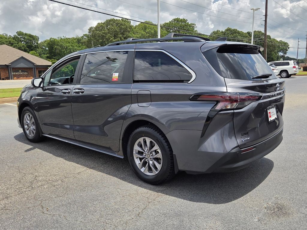 Used 2025 Toyota Sienna Van
