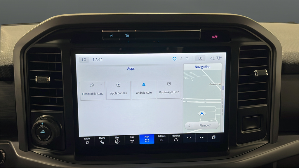 Used 2025 Carbonized Gray Metallic Ford XLT image 12