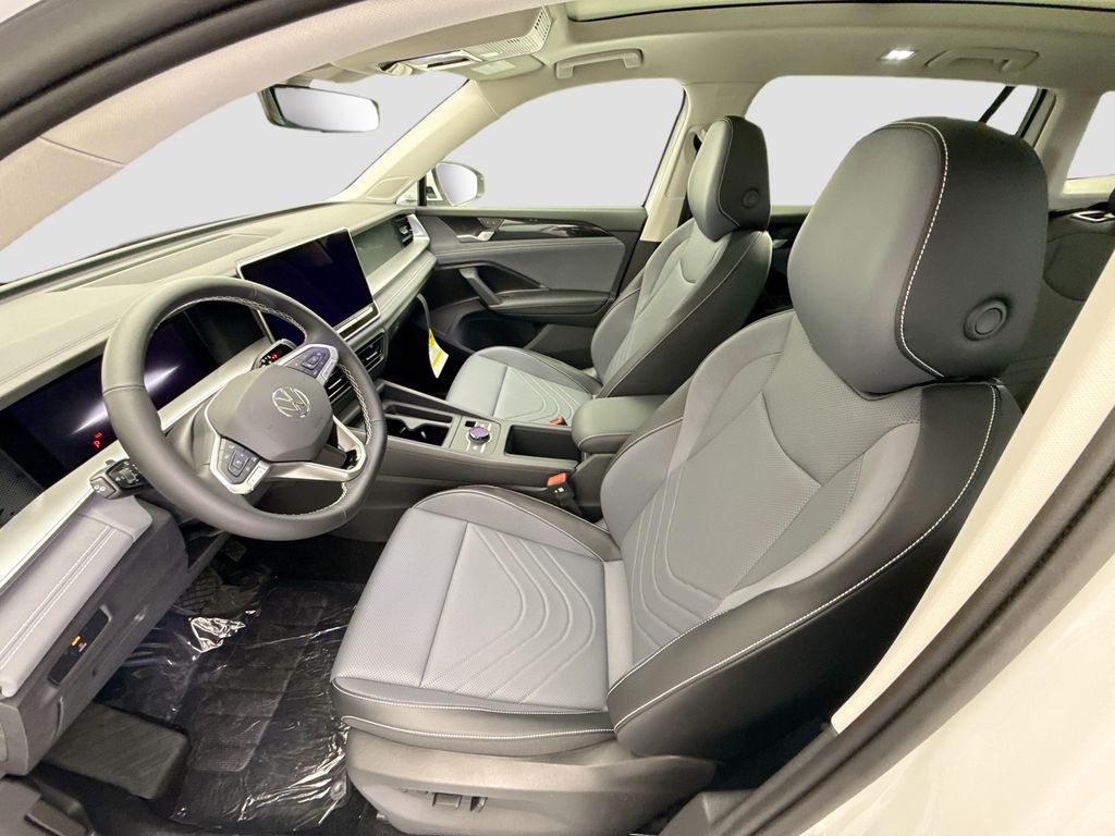 Thumbnail: 2026 Volkswagen Tiguan - 17