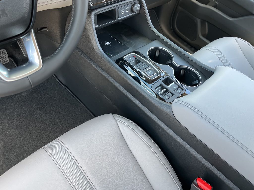 Thumbnail: 2025 Honda Pilot - 12