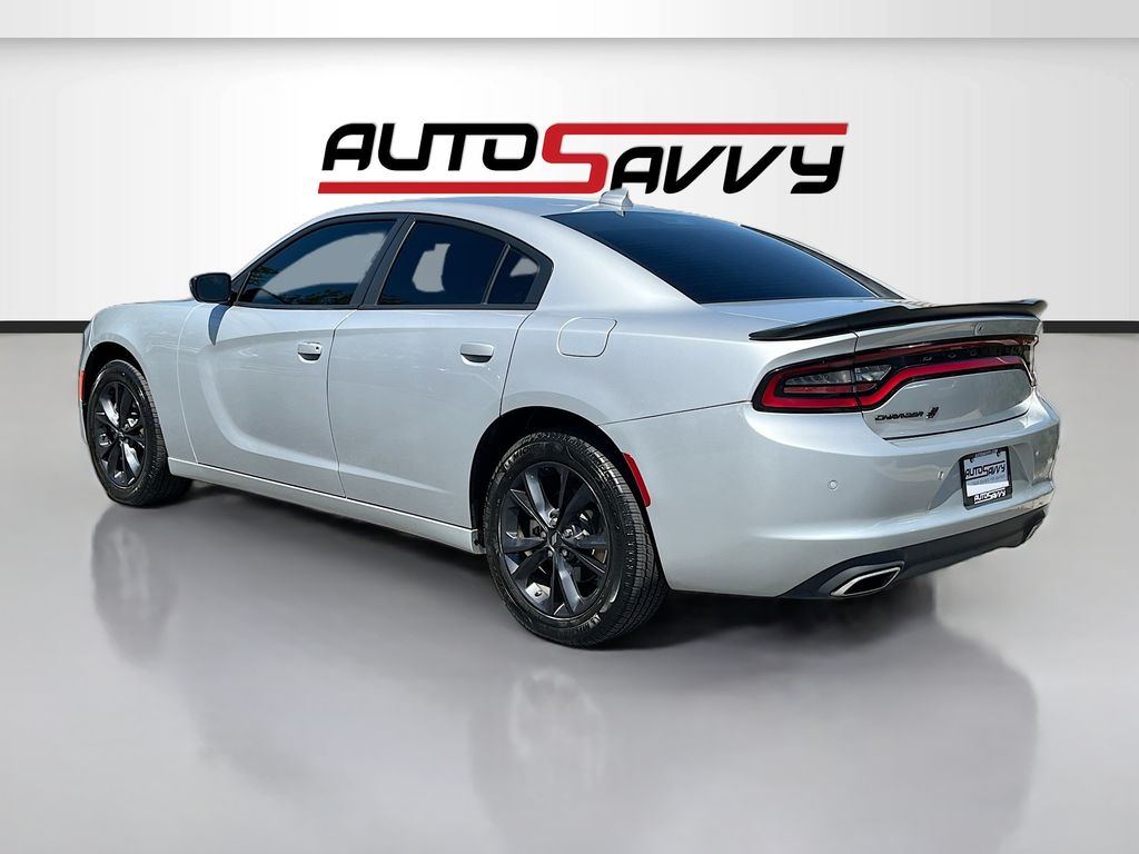Used 2023 Silver Dodge SXT image 5