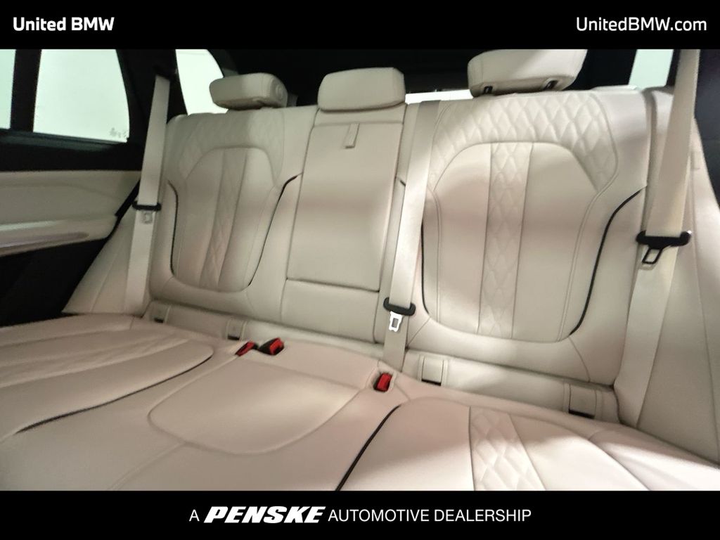 Thumbnail: 2026 BMW X5 - 21