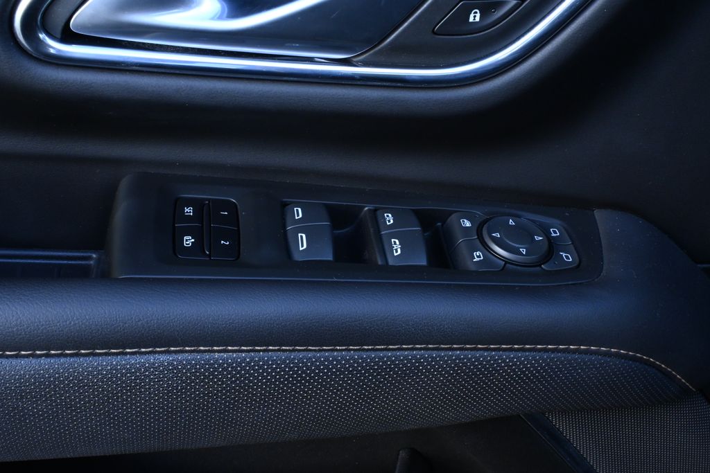 Thumbnail: 2022 GMC Yukon - 31