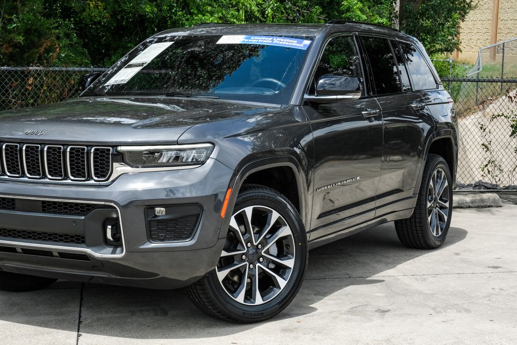 used 2022 Jeep Grand Cherokee car, priced at $31,834