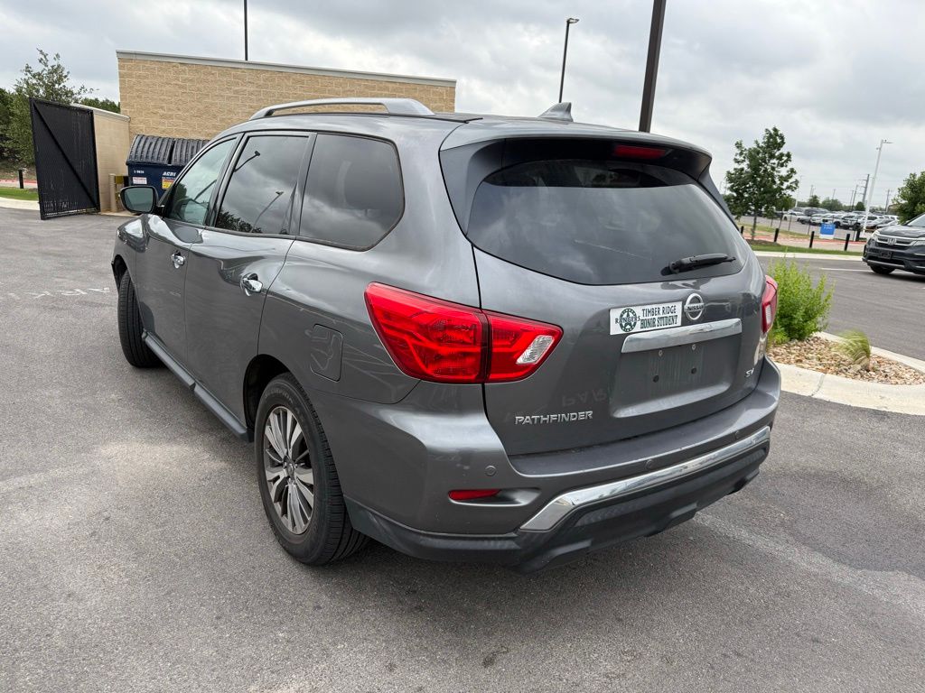 Thumbnail: 2019 Nissan Pathfinder - 6