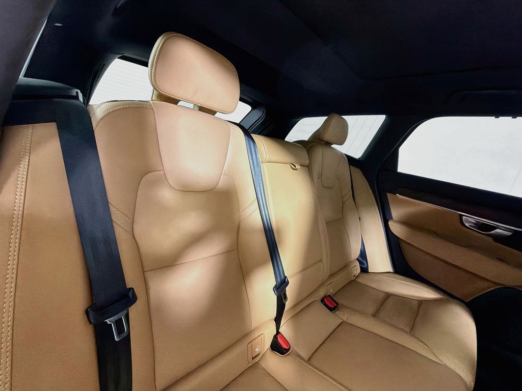 Used 2023 Volvo V90 Cross Country Wagon