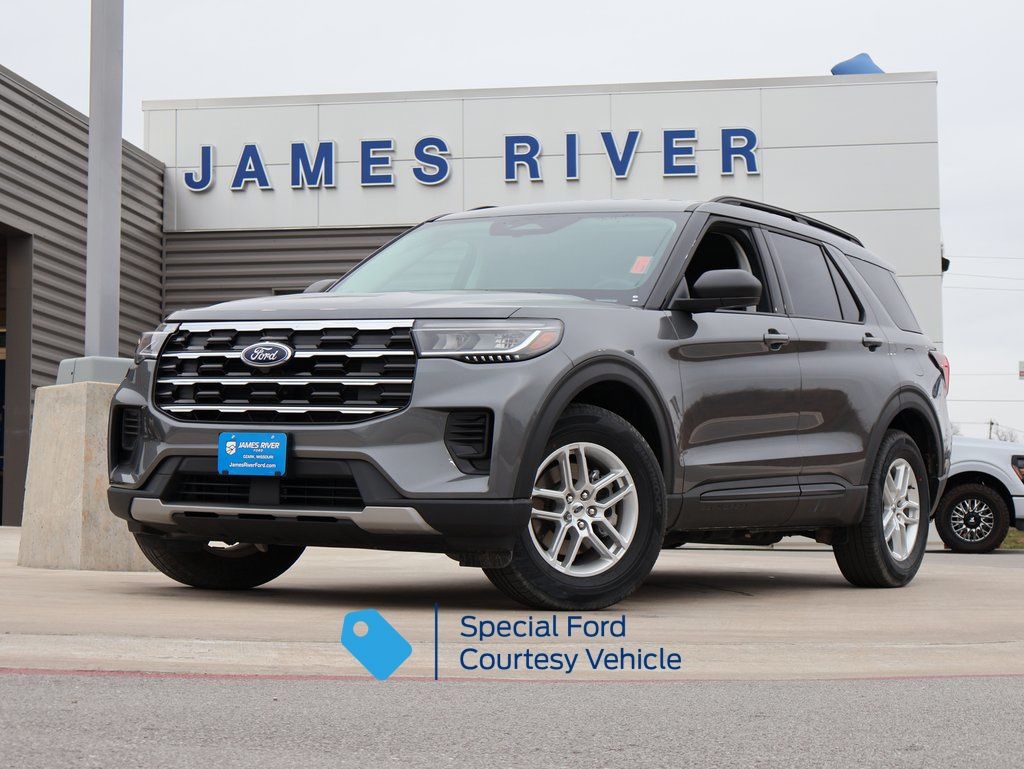 2026 Ford Explorer Active AWD