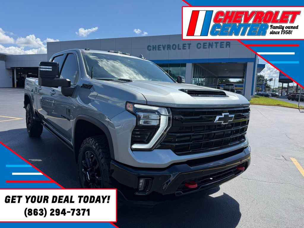 Sterling Gray Metallic 2025 Chevrolet Silverado 3500HD Pickup Truck Four-Wheel Drive Automatic